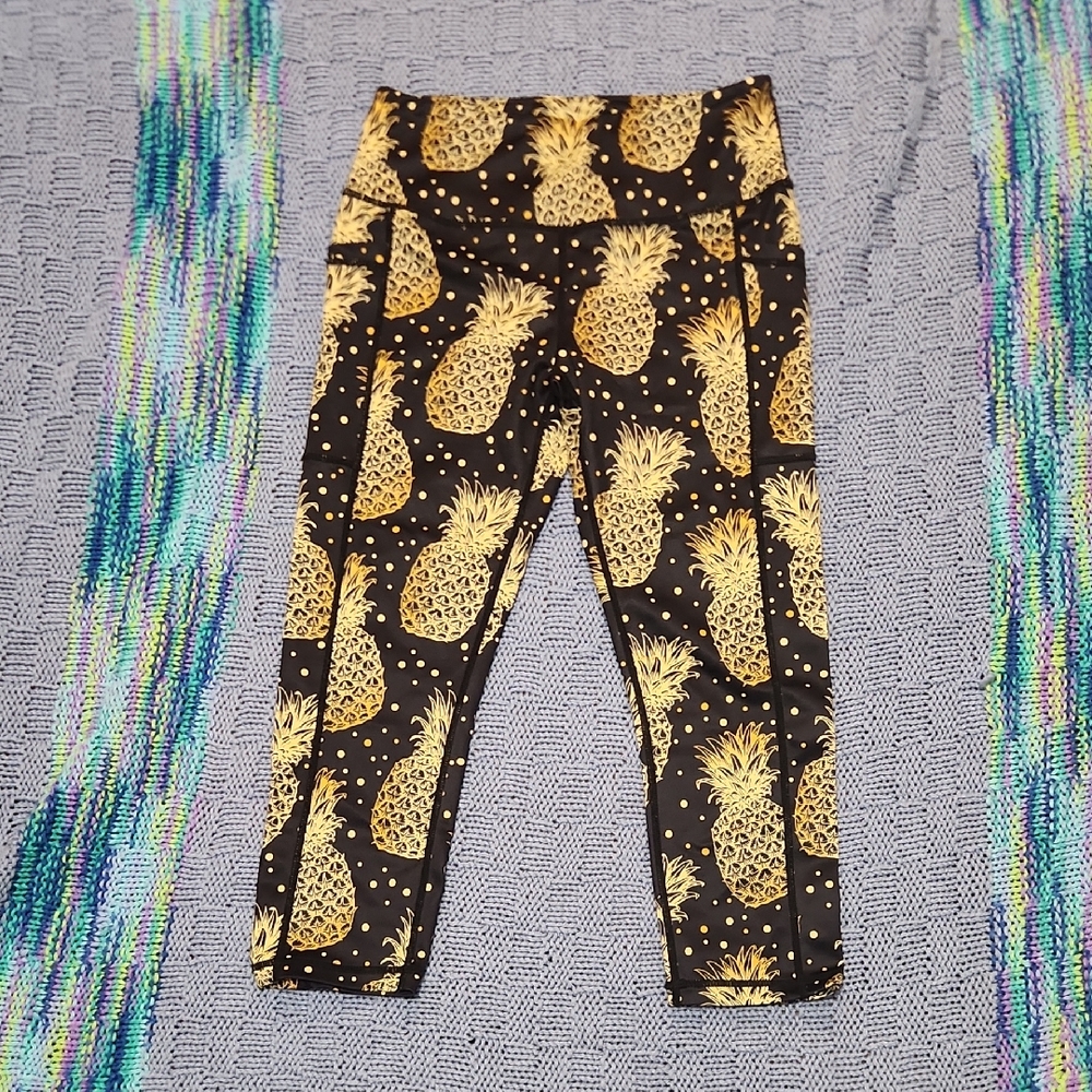 CVG Black & Yellow Pineapple Print Active Leggings